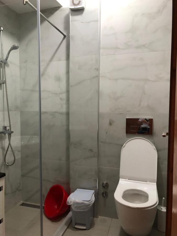 Center Hotel Pirro Himare Ngoại thất bức ảnh